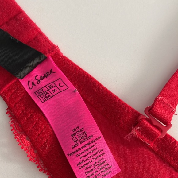 (2/$30) 36C La Senza So Free Full Coverage Red bra w/ goldside hardware - Picture 6 of 8
